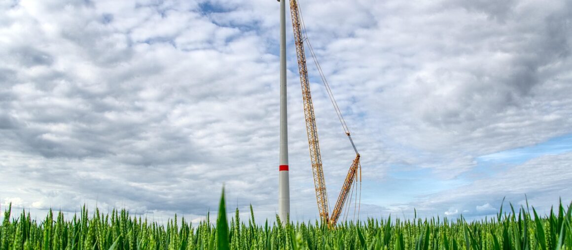 Energiewende 2025: Stromwende gelingt, Klimaziel 2030 wackelt