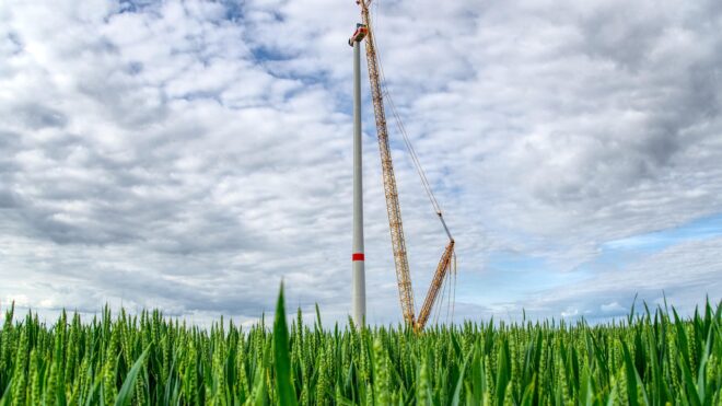 Energiewende 2025: Stromwende gelingt, Klimaziel 2030 wackelt